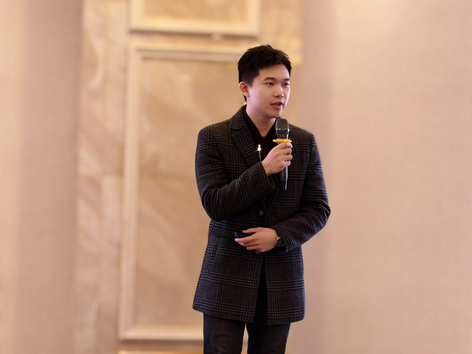 向壹财税总经理李向一在沙龙上分享合规落地框架